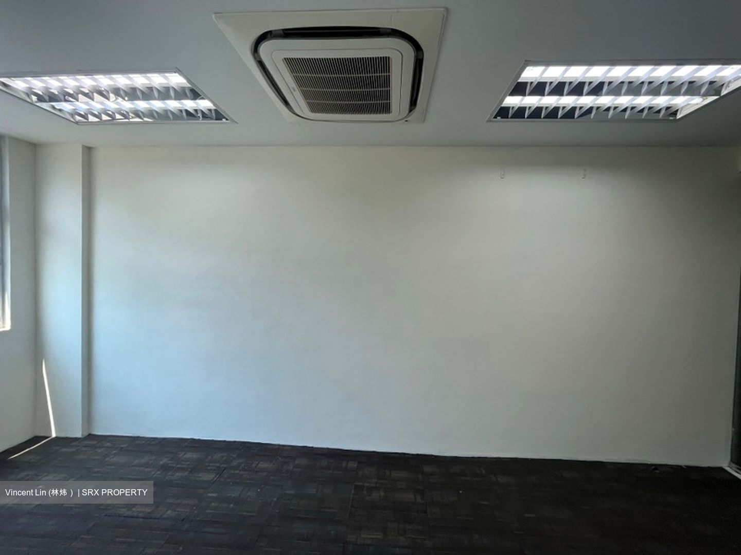 Entrepreneur Business Centre (D14), Factory #603659051